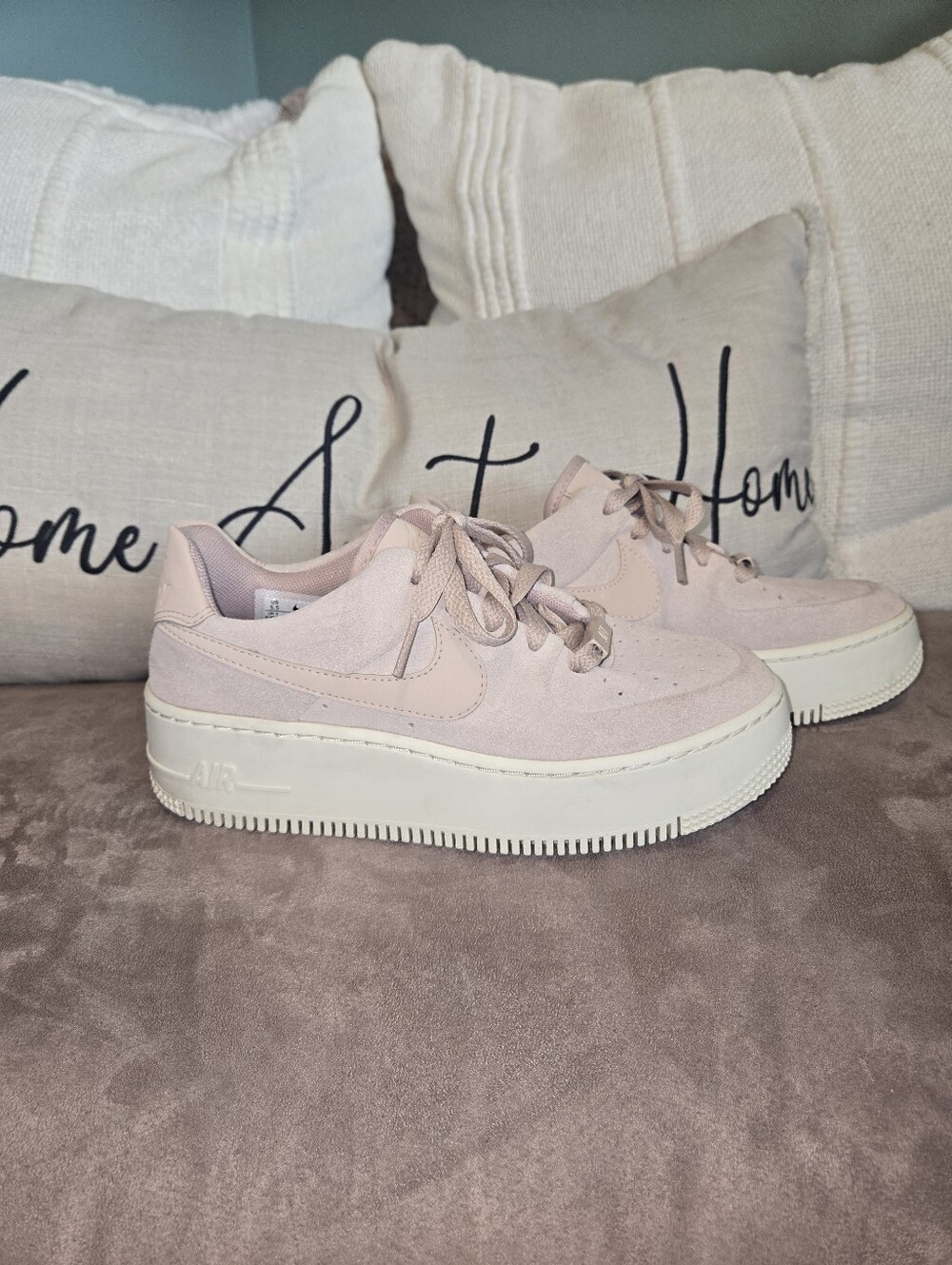 Women's Nike Air Force 1 Sage Low Sneakers